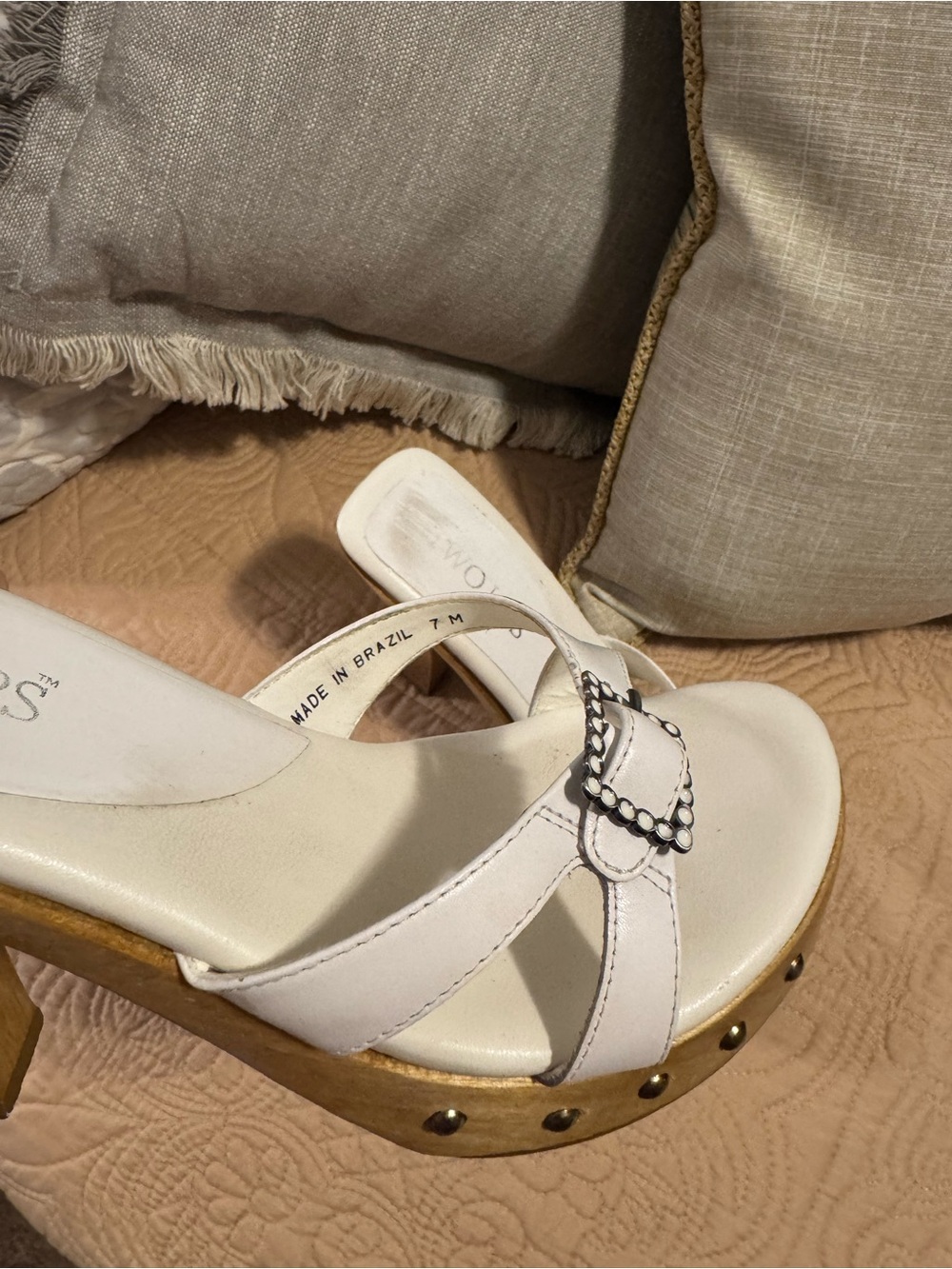 Two Lips White Leather Wooden Platform Studded Mules - Picture 3 of 3